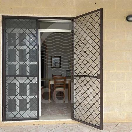 Dafne - A 200m By Cala Salento Apartment